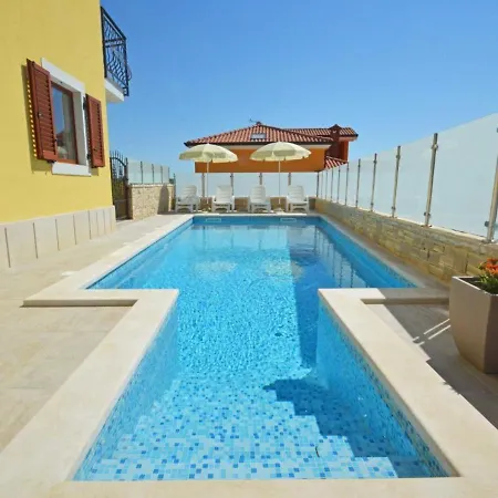 Apartamento Elia *
