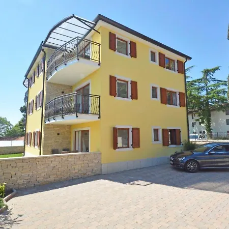 Apartamento Elia *